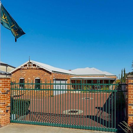 Durham Lodge Bed & Breakfast Perth Ngoại thất bức ảnh